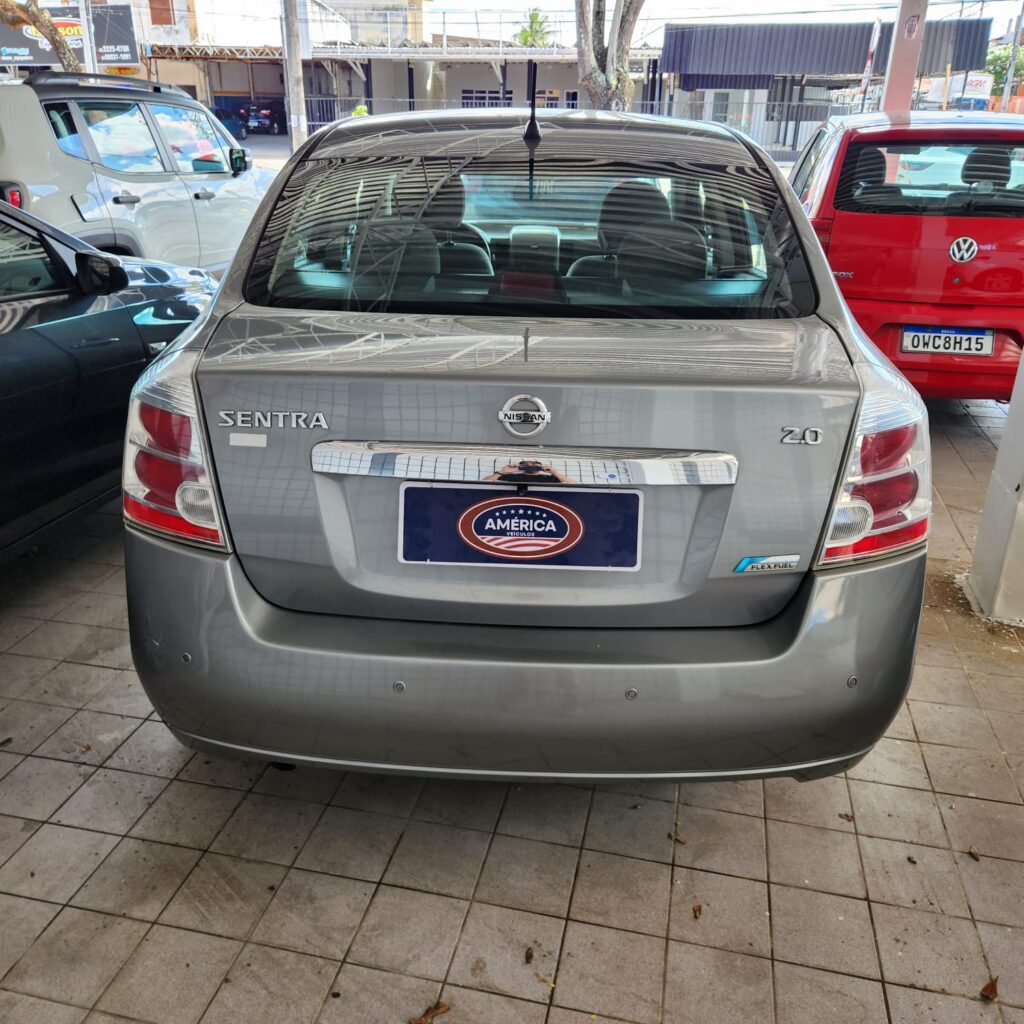 SENTRA 2.0 MT