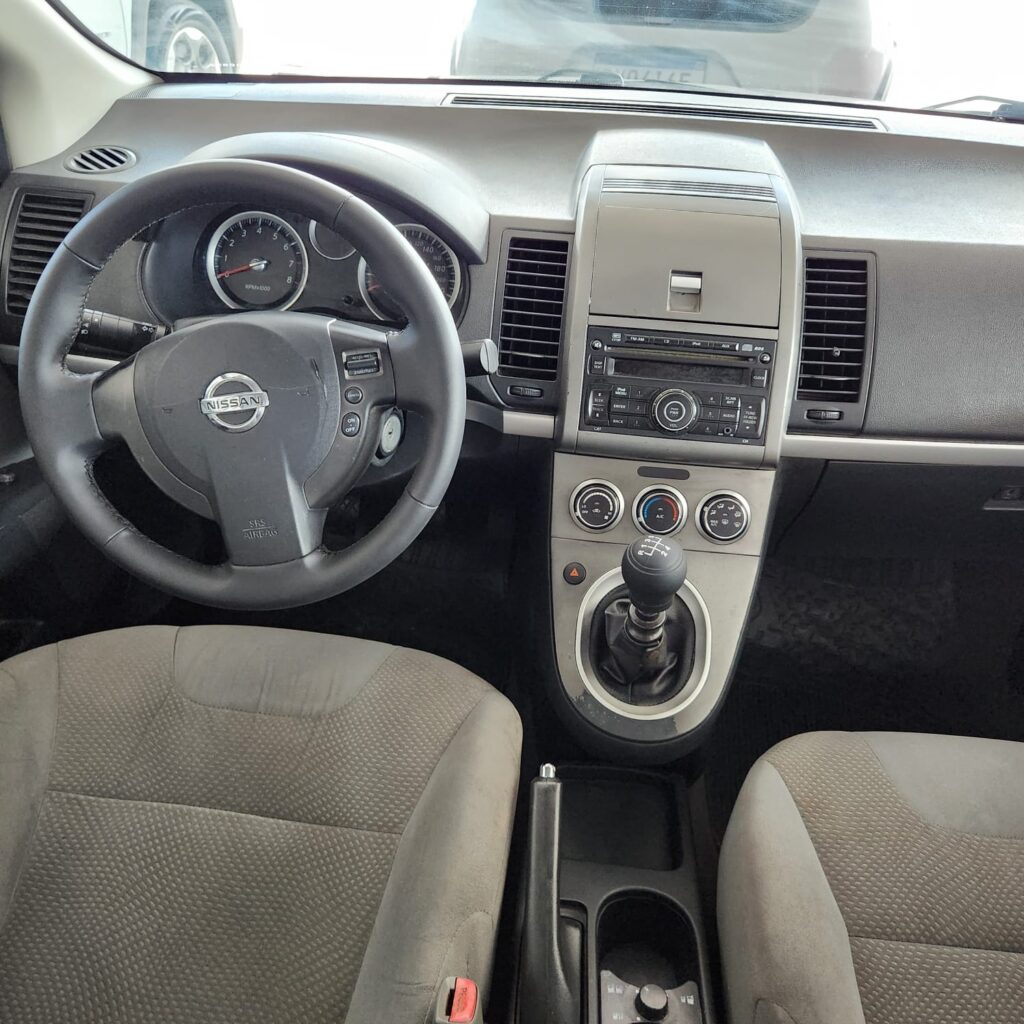 SENTRA 2.0 MT