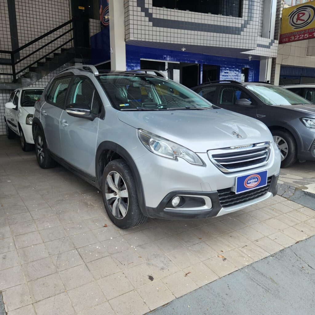 Peugeot 2008 Griffe com teto panoramico