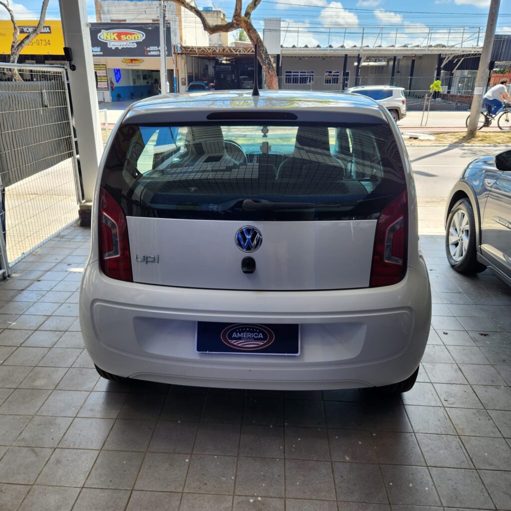 VOLKWAGEN UP MOVE 1.0