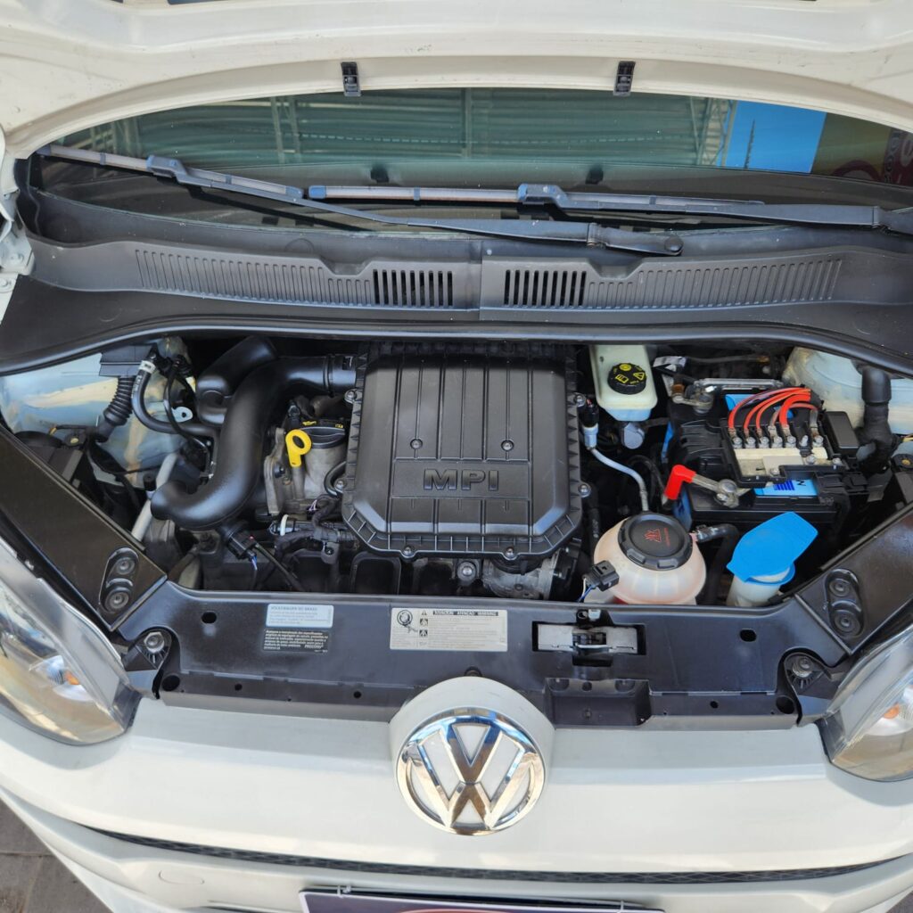 VOLKWAGEN UP MOVE 1.0