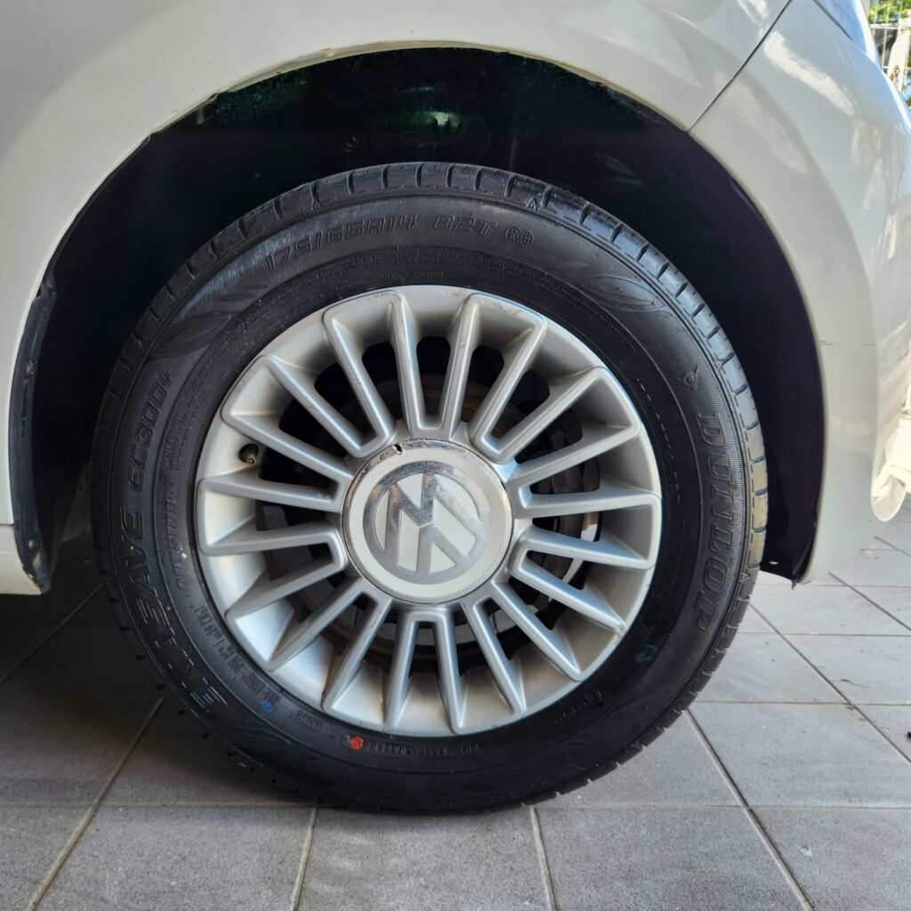 VOLKWAGEN UP MOVE 1.0