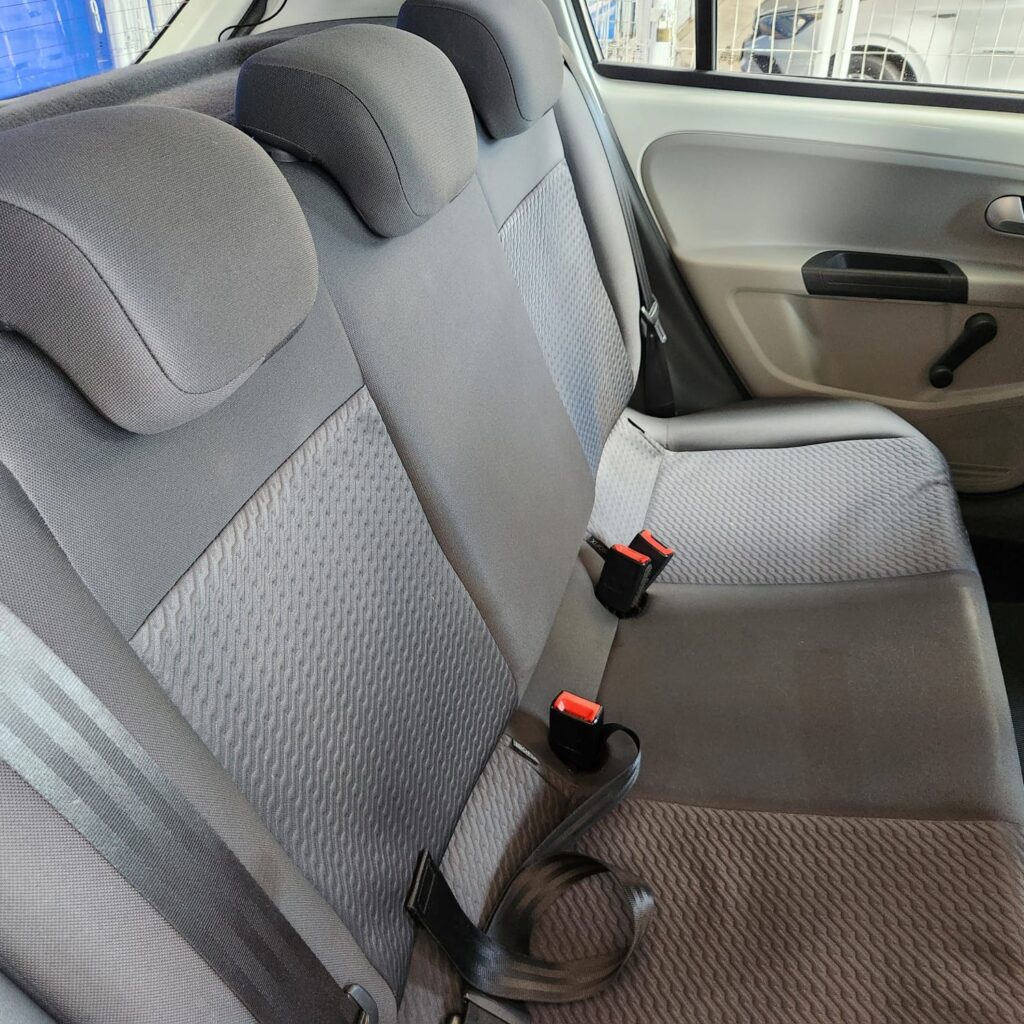 VOLKWAGEN UP MOVE 1.0