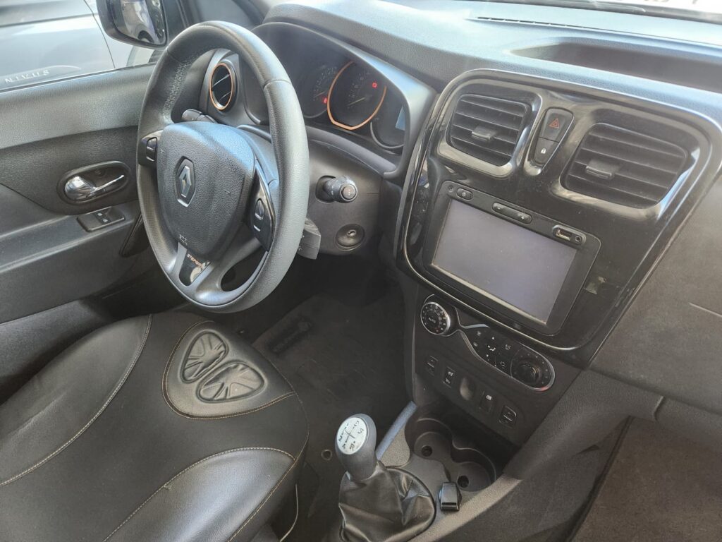 SANDERO STEPWAY 1.6